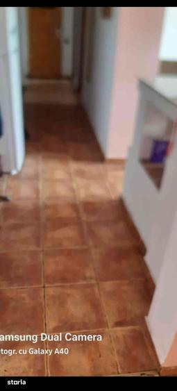 Apartament cu 4 camere decomandat în Rahova