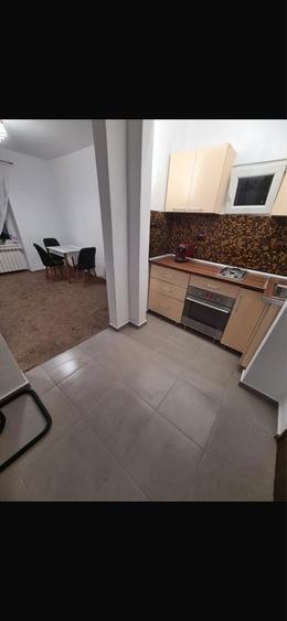 Apartament cu 2 camere nedecomandat în Central