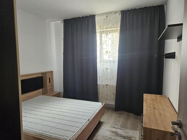 Apartament cu 2 camere decomandat în Valea Ialomiței