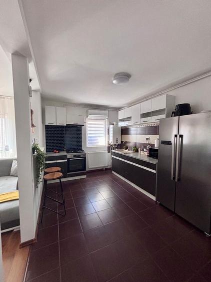 Apartament cu 3 camere decomandat Poarta 6 - mobilat si utilat modern - 5