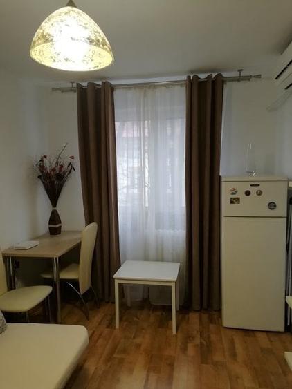 Unirii, Piata Alba Iulia, Moise Nicoara - 4