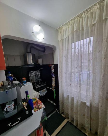 Central Ferdinand-apartament 4 camere decomandat cu gaze - 12