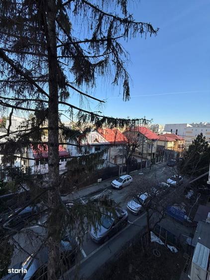 Sector 4 - Metrou Brancoveanu - Garsoniera - Ideal investitie - 4
