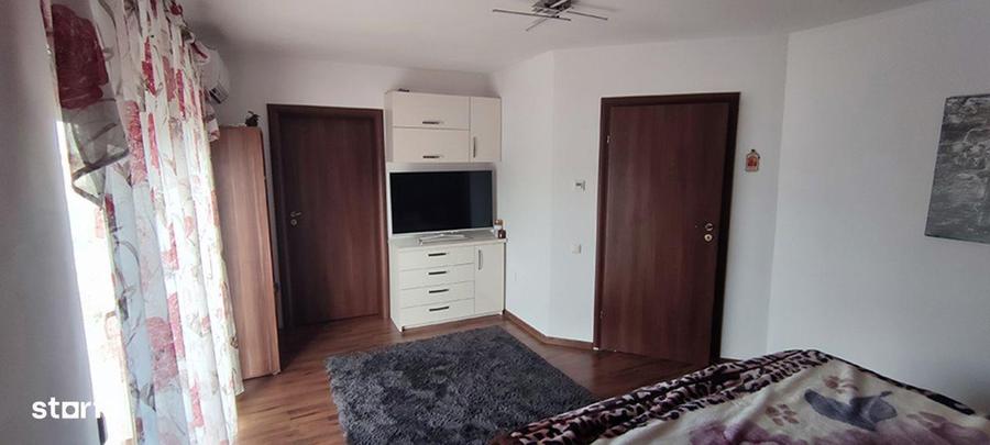 Casa P+E moderna de inchiriat, Paleu - 5