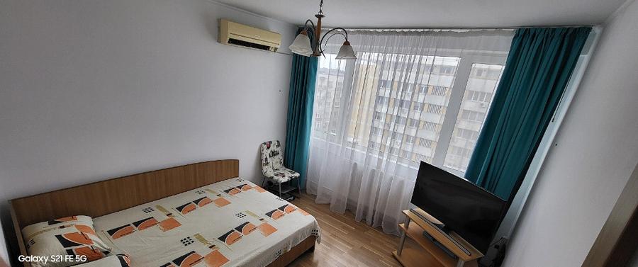 Proprietar VAND apartament 3 camere,semidecomandat,etaj 9din10,central - 4