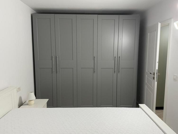 Apartament cu 2 camere semidecomandat, mobilat în Micălaca