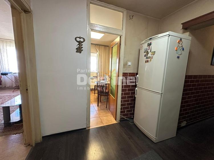 Apartament 3 camere decomandat - 2 bai - etaj 7/8 in zona Vitan - 4