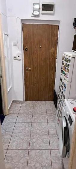 Garsoniera Gavana 3, mobilata ?i utilata - 4