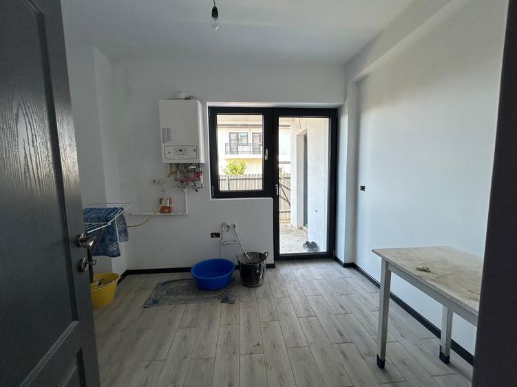 Vilă cu 4 camere Valea Lupului-Iași - 7
