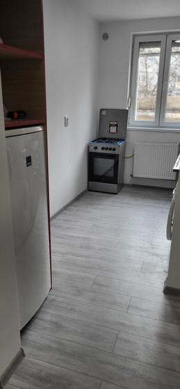 Apartament de vanzare proprietar 2 decomandat - 10