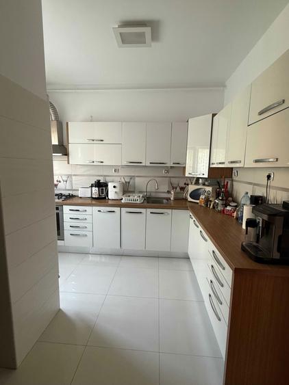 Apartament de inchiriat cu 2 camere si loc de parcare subteran, modern, spatios si luminos, situat intr-un bloc nou pe str. Caracal. - 6