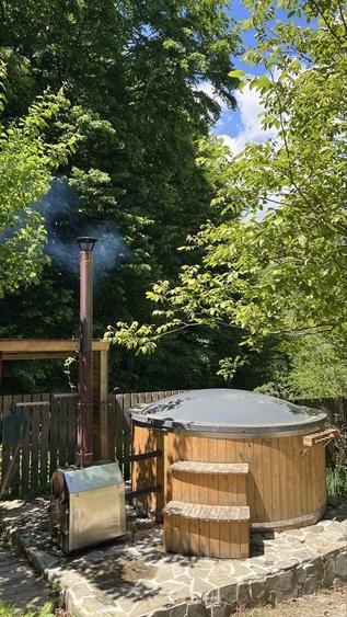 Cabana retrasa cu ciubar la munte Varlaam Buzau 6 camere 4 bai 300mp 1800mp teren renovata integral - 1