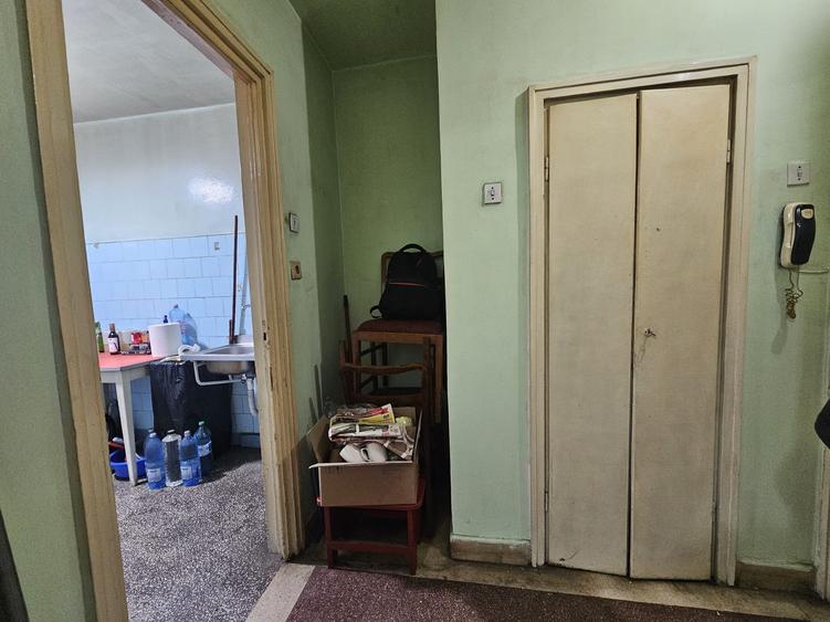 Soseaua Stefan cel Mare doua cam et 1 vedere stradala langa parcul circului - 4