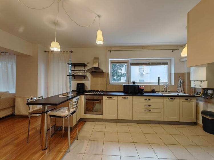 Iancu Nicolae-Jolie Ville, apartament spatios de 2 camere, dressing, parcare - 6