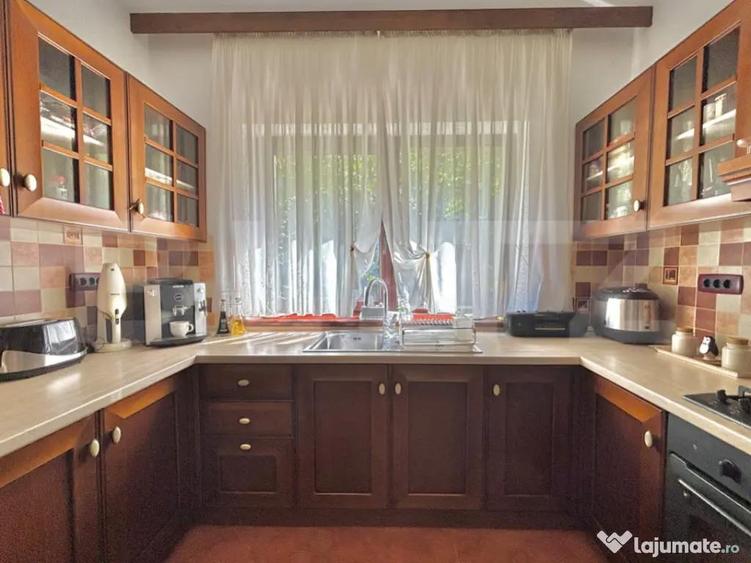 Casa individuala 260 mp utili , 868 mp teren, Zona Braytim - 16