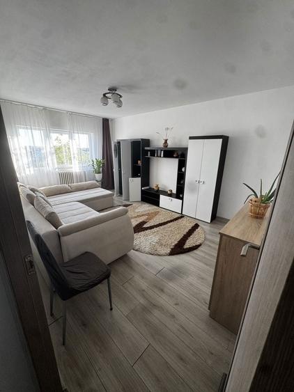 Chirie apartament 2 camere, Nufarul - 3