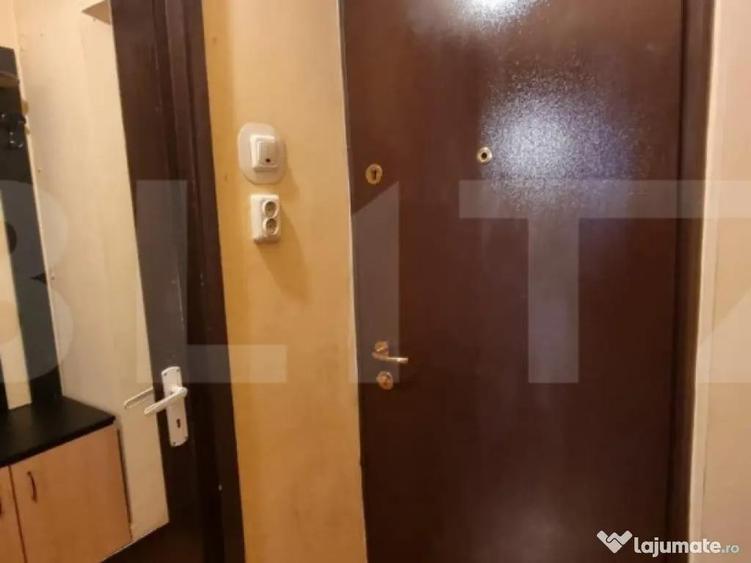 Garsoniera, 27 mp , zona M17 - 8