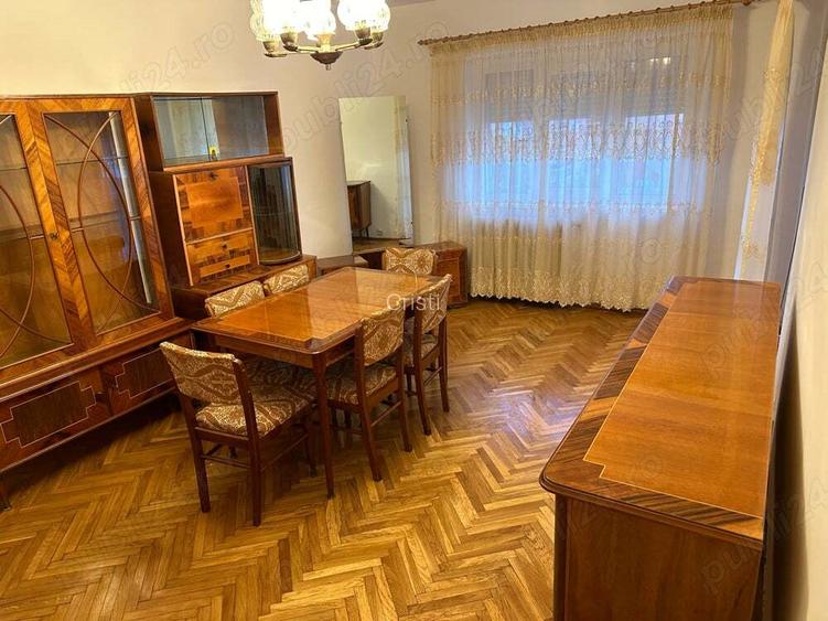 Apartamen 3 camere Apartamen 3 camere
