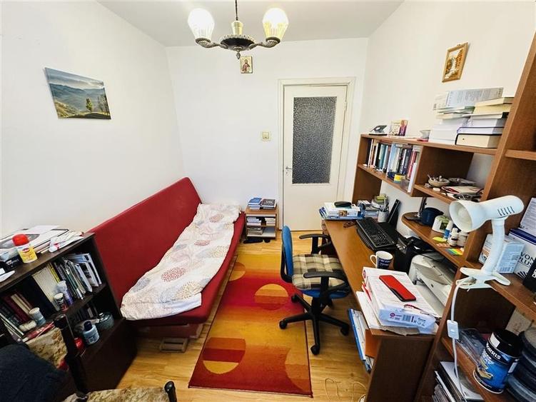 Apartament 4 camere, etaj 4, ultracentral, 1 loc de parcare - 8