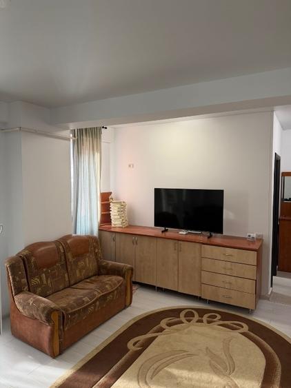 Garsonieră de vânzare ,partial mobilata - 2