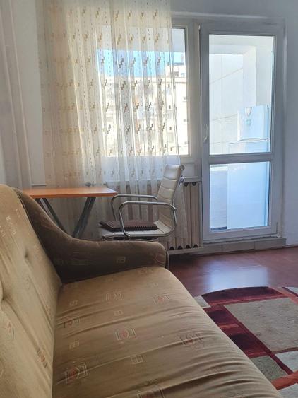 PF DAU in chirie Garsoniera, et.1 ZORILOR, la 15 min de Centru - 4