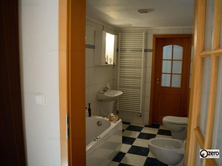 Casa cu teren si garaj acoperit Periferie - 7