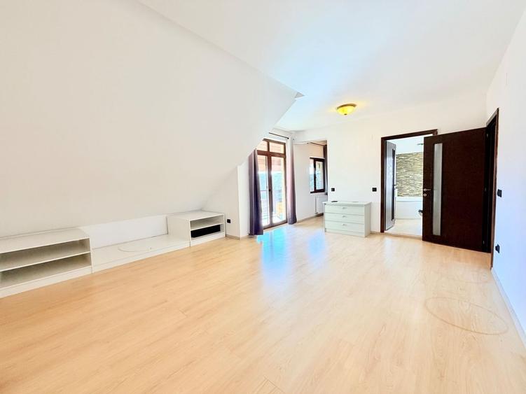 Duplex luminos si spațios, cu garaj, in zona Mehala - Ronat - 11