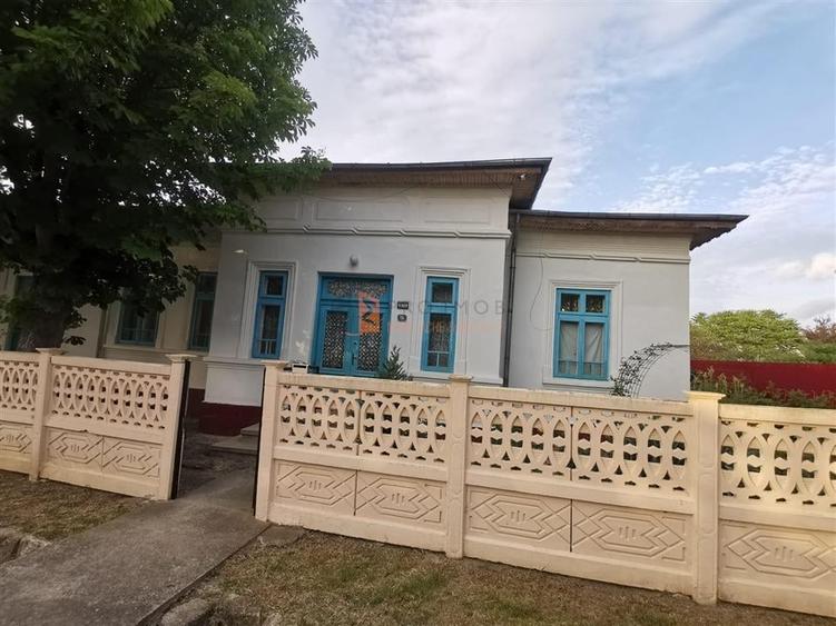 Casa tip parter zona Izvorul Dulce com. Merei - 2