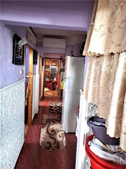 Ap.4 cam conf 1 decomandat, Viziru 3, Etaj superior - 9