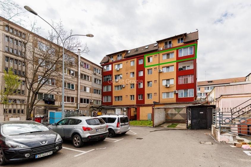 Apartament cu 2 camere semidecomandat, mobilat în Complex Studențesc Apartament cu 2 camere semidecomandat, mobilat în Complex Studențesc