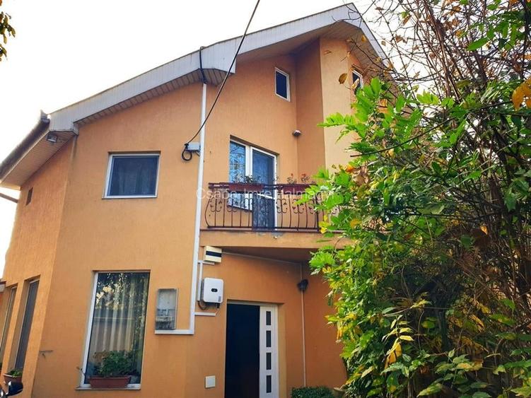 Casa cu 5 camere P+M in Iosia