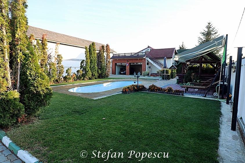 Casă cu 5 camere cu Piscina în Izvorani