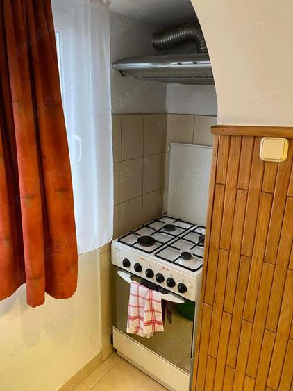 Apartament 2 camere , Micro 17 , decomandat , 63.000 euro neg. - 1