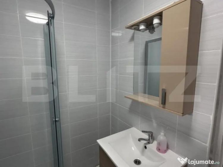 Casa de vanzare, zona deosebita , teren generos,Sali? - 1