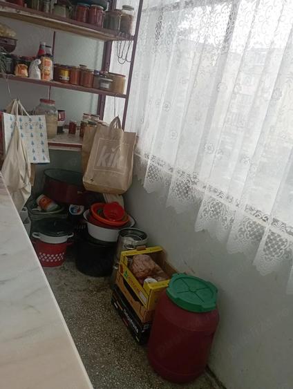 Apartament cu 4 camere decomandat-etaj2-zona Carpati Deva - 3