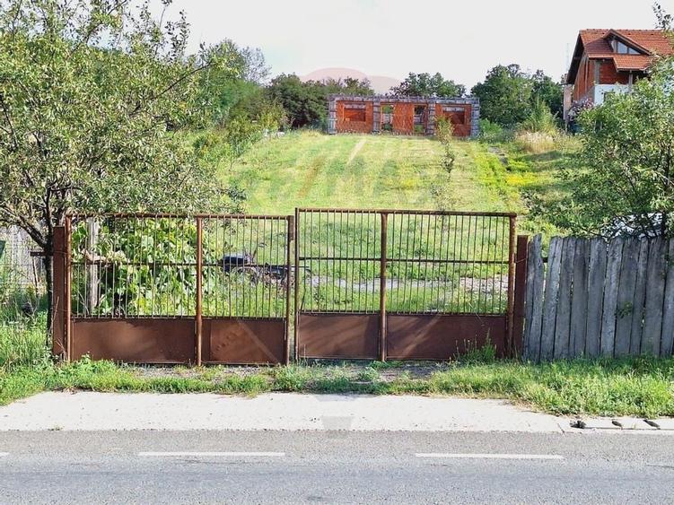 Teren 3,219mp Hidiselu de Sus / Strada Principala - 2