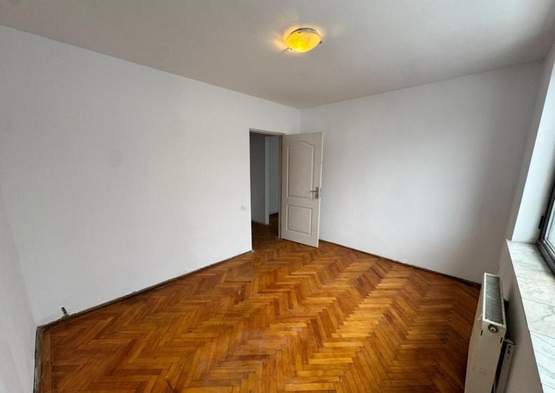Apartament 2 camere, 55 mp , zona centrala etaj 2 - 10