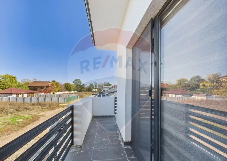 Duplex 85 mp utili, curte 200 mp vedere la lac ?i p?... - 12