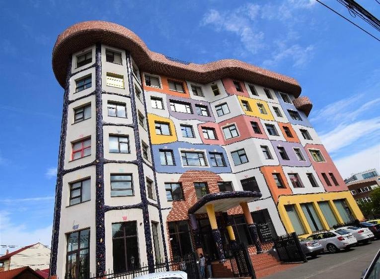 Hundertwasser House, Caramfil, 200 - 1831 mp  0% comision! - 8