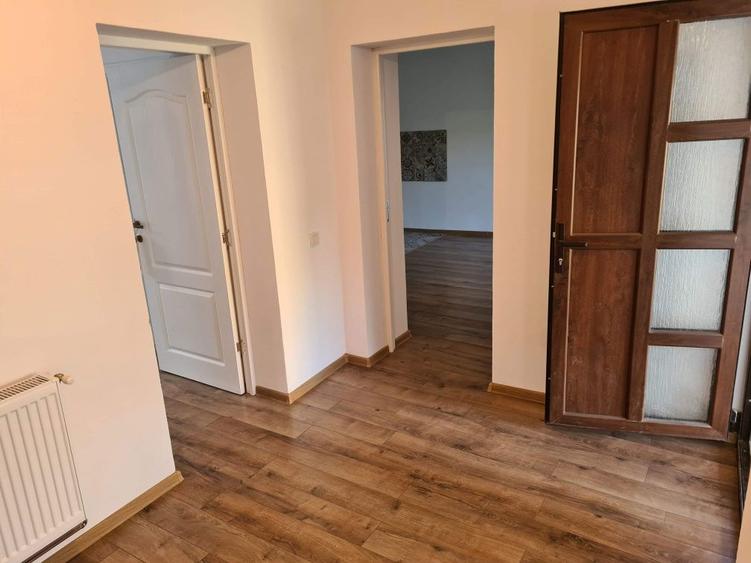 Inchiriez casa in Arpasu de jos - 2