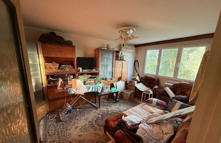 Vanzare apartament 4 camere Drumul Taberei