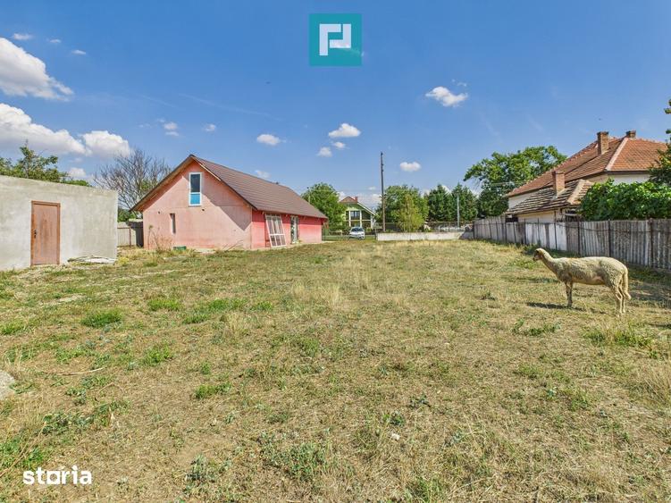Casă cu 1 camere cu Teren 839 Mp în Zimandu Nou