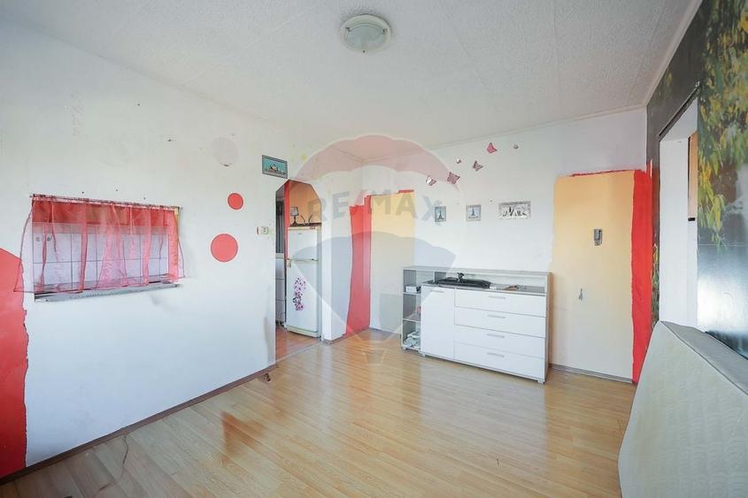 Apartament cu 2 Camere de Vanzare, zona Horea - 4