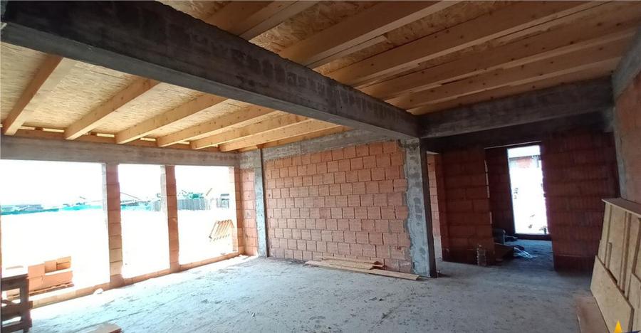 Casa la 15 minute de Brasov, DJ 112A, la rosu sau finalizata - 2