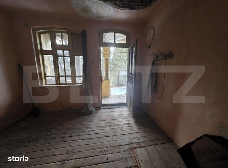 Casa de vanzare, 667 mp, zona Razvad - 6