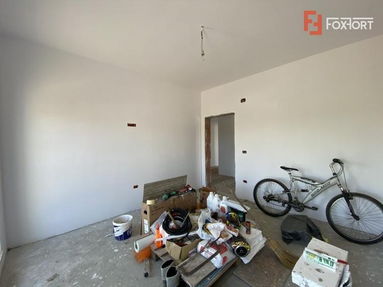 Duplex cu 3 camere si teren de 350 mp, zona linistita - Remetea Mare - 9