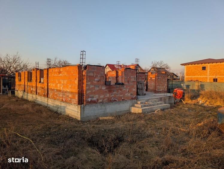 Teren 580m Serbanesti cu casa in constructie - 9