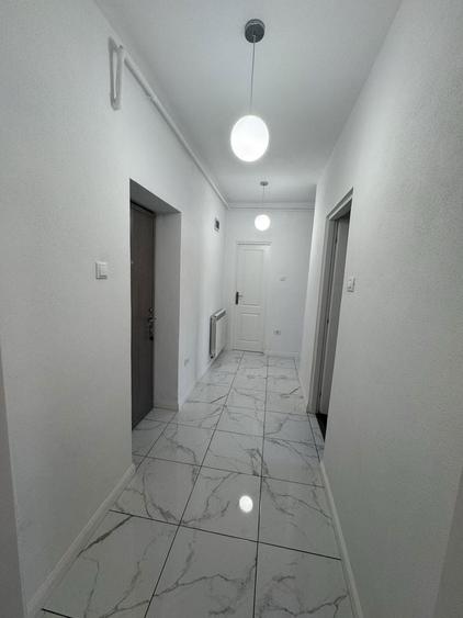 Apartament cu 2 camere complet renovat - 1
