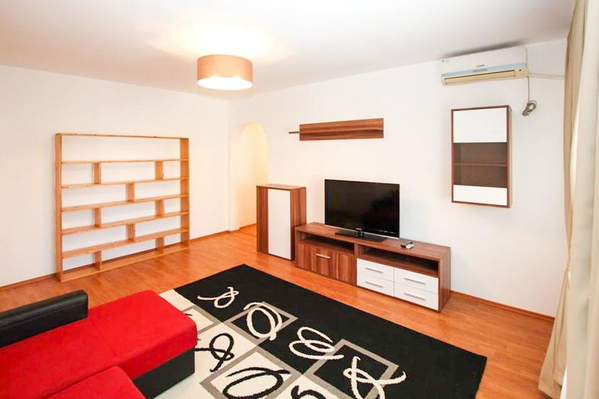 3 camere de inchiriat Al. Compozitorlilor 13 - 2