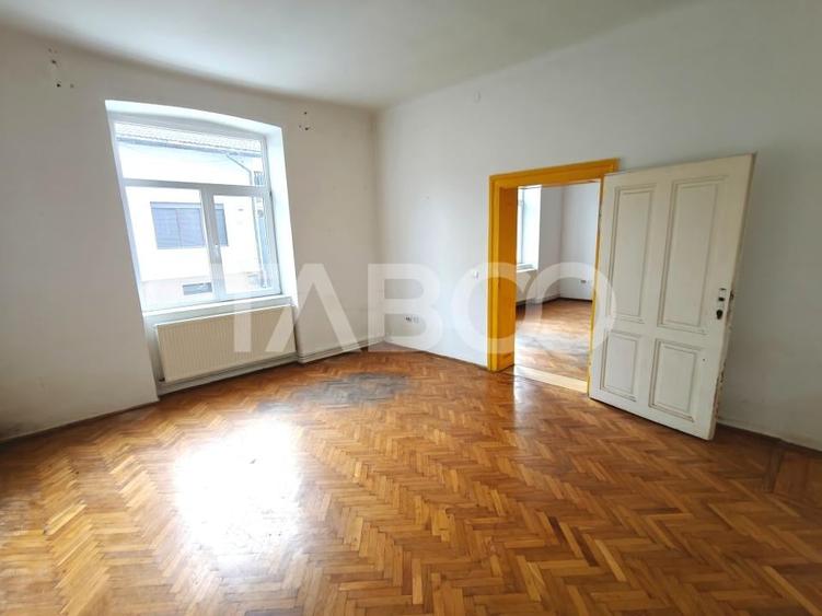 Spatiu de inchiriat pretabil Restaurant - zona Lupeni - Comision 0 - 5